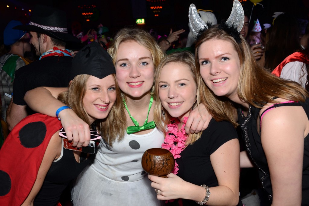 ../Images/Jubileum feest 5x11 288.jpg